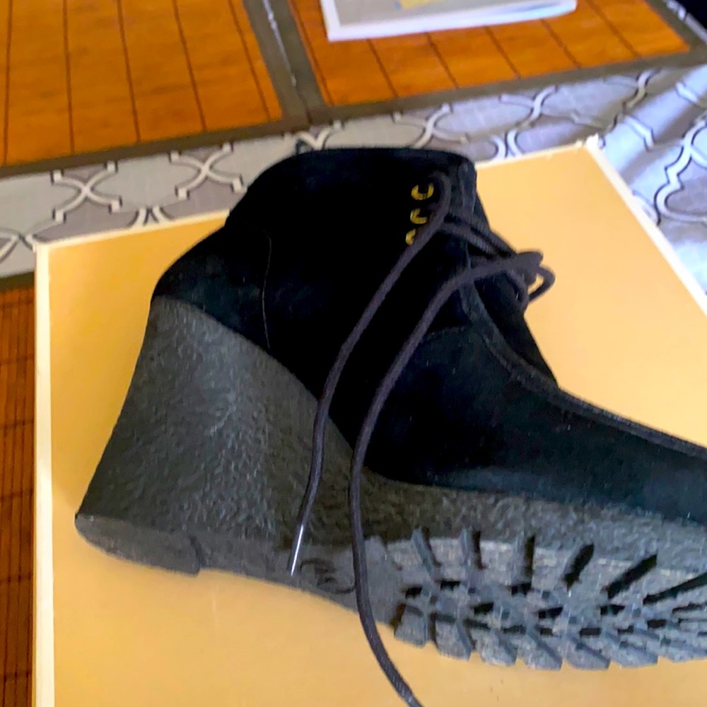 MK Rory bootie, sued 91/2